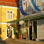 Altstadthotel Hotel 3*