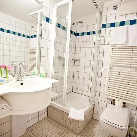 Altstadthotel فندق باد جريسباخ