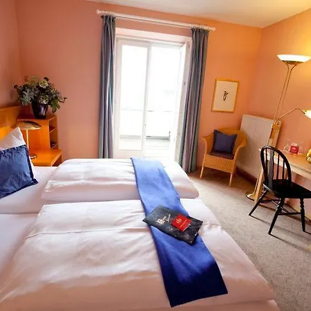 Hotel Altstadthotel 3*