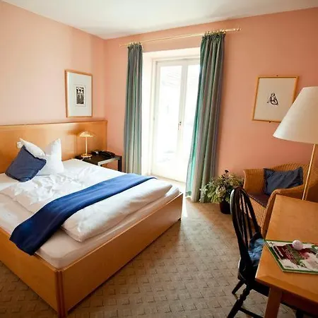 Altstadthotel 3* باد جريسباخ