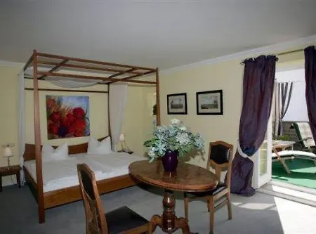 Altstadthotel باد جريسباخ