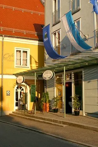 Altstadthotel Hotel 3*